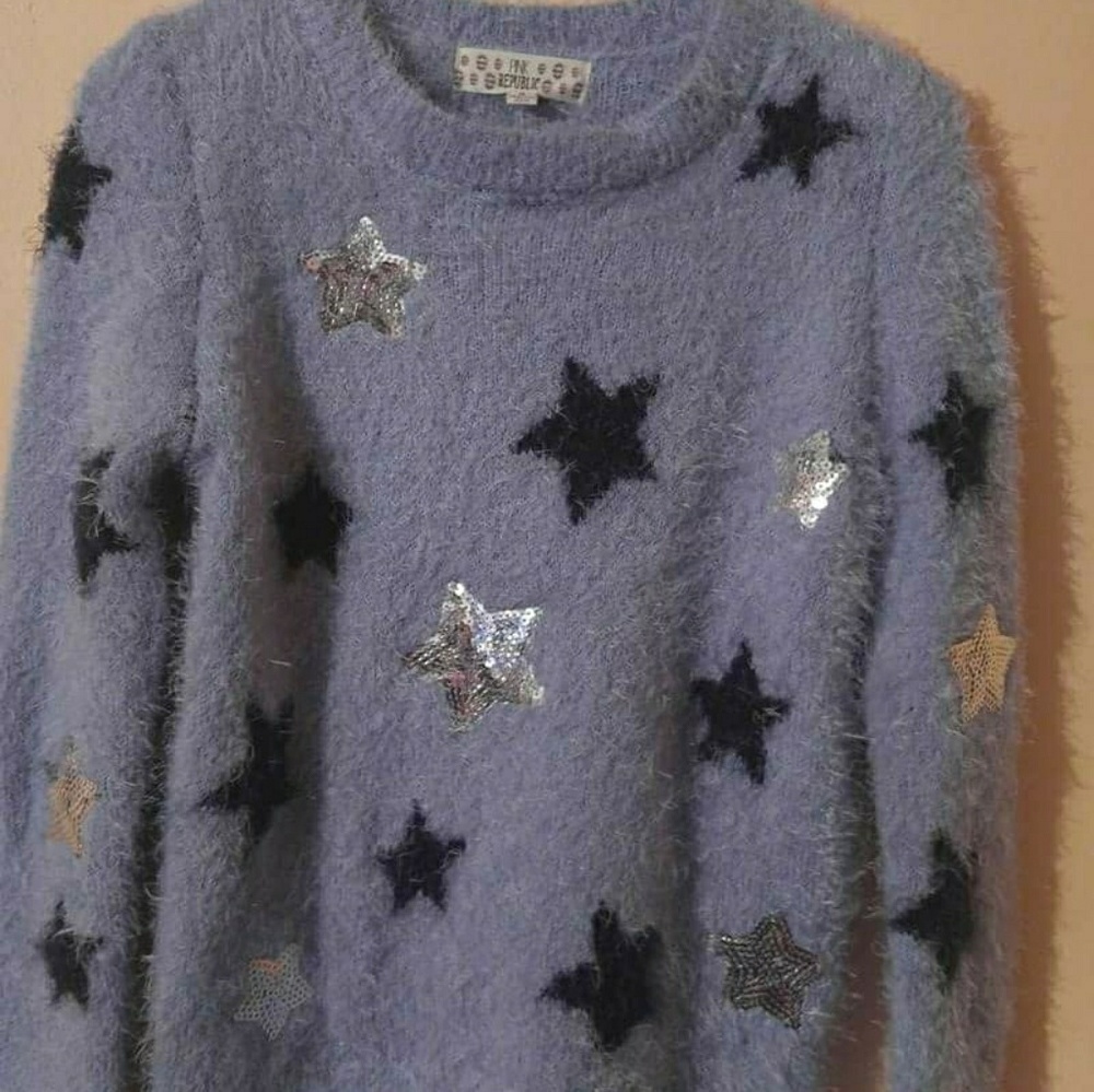 Very cute girls sweater